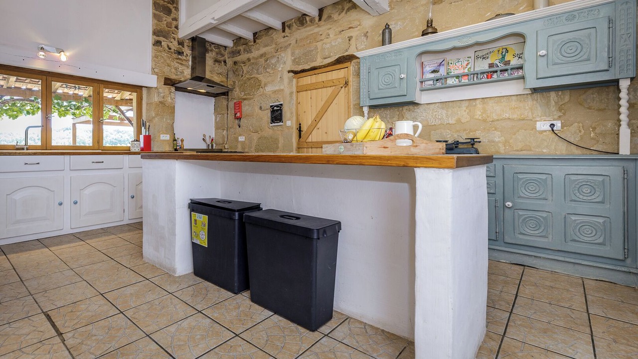Photo of Kitchen in Saint-Barthelemy-dAgenais