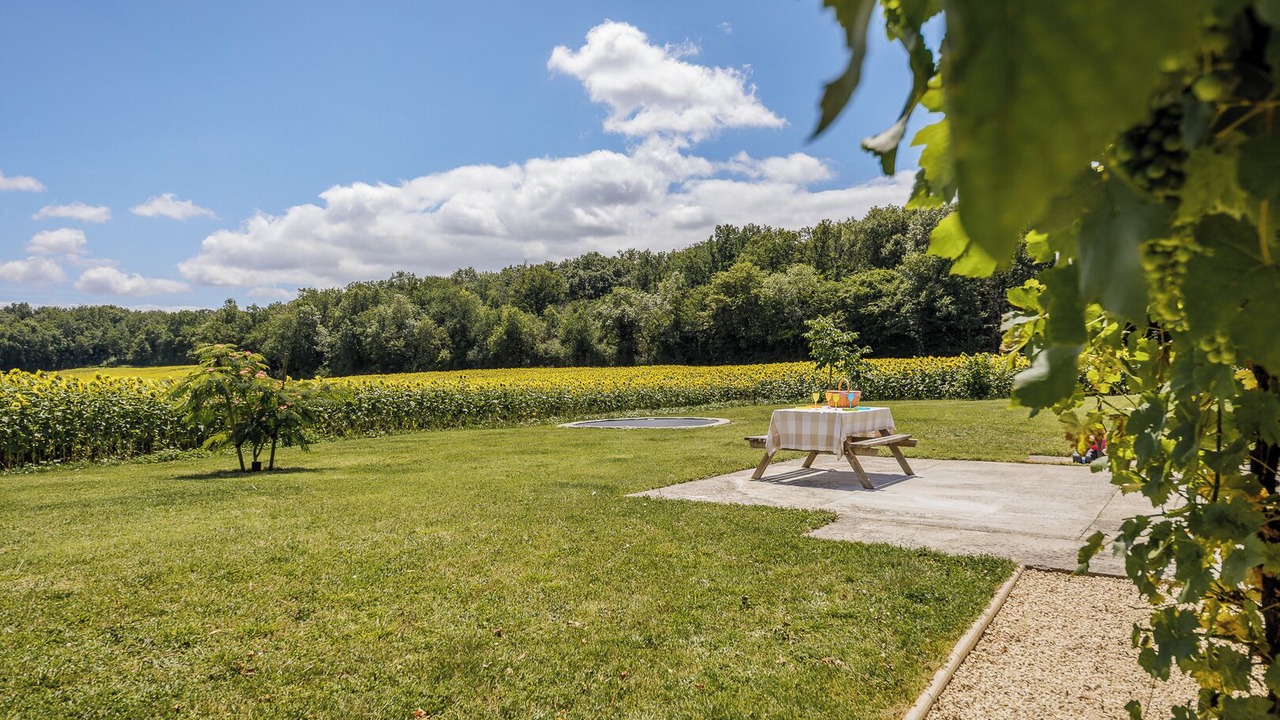 Photo of Outdoor in Saint-Barthelemy-dAgenais