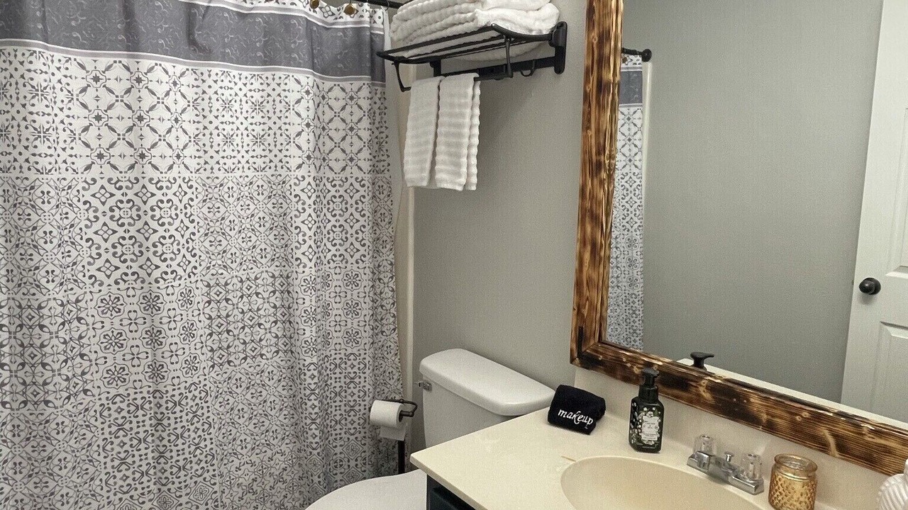 Photo of Bathroom in Rockwell