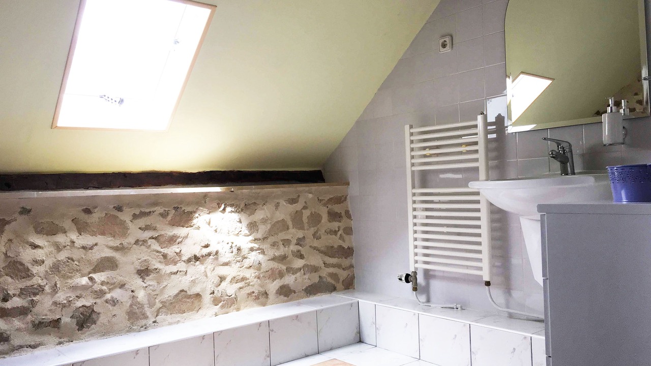 Photo of Bathroom in Saint-Dizier-Leyrenne