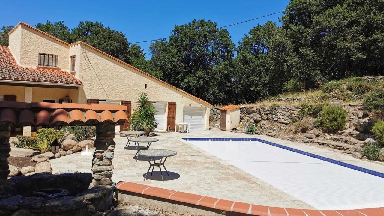 Photo of Patio Balcony in Laroque-des-Alberes