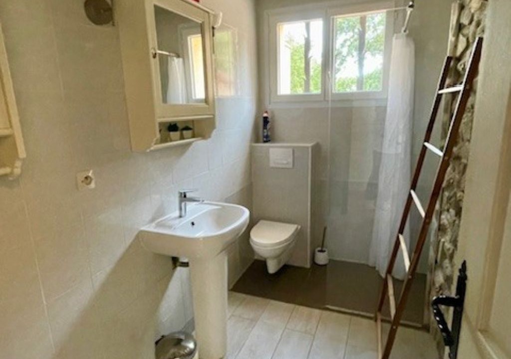 Photo of Bathroom in Laroque-des-Alberes