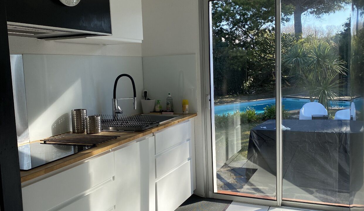 Photo of Kitchen in Saint-Cyprien