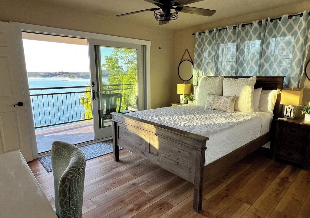 Photo of Bedroom in Canyon Lake