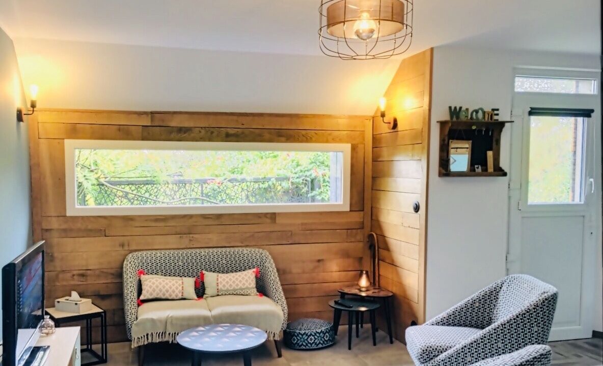 Photo of Livingroom in Coucy-le-Chateau-Auffrique