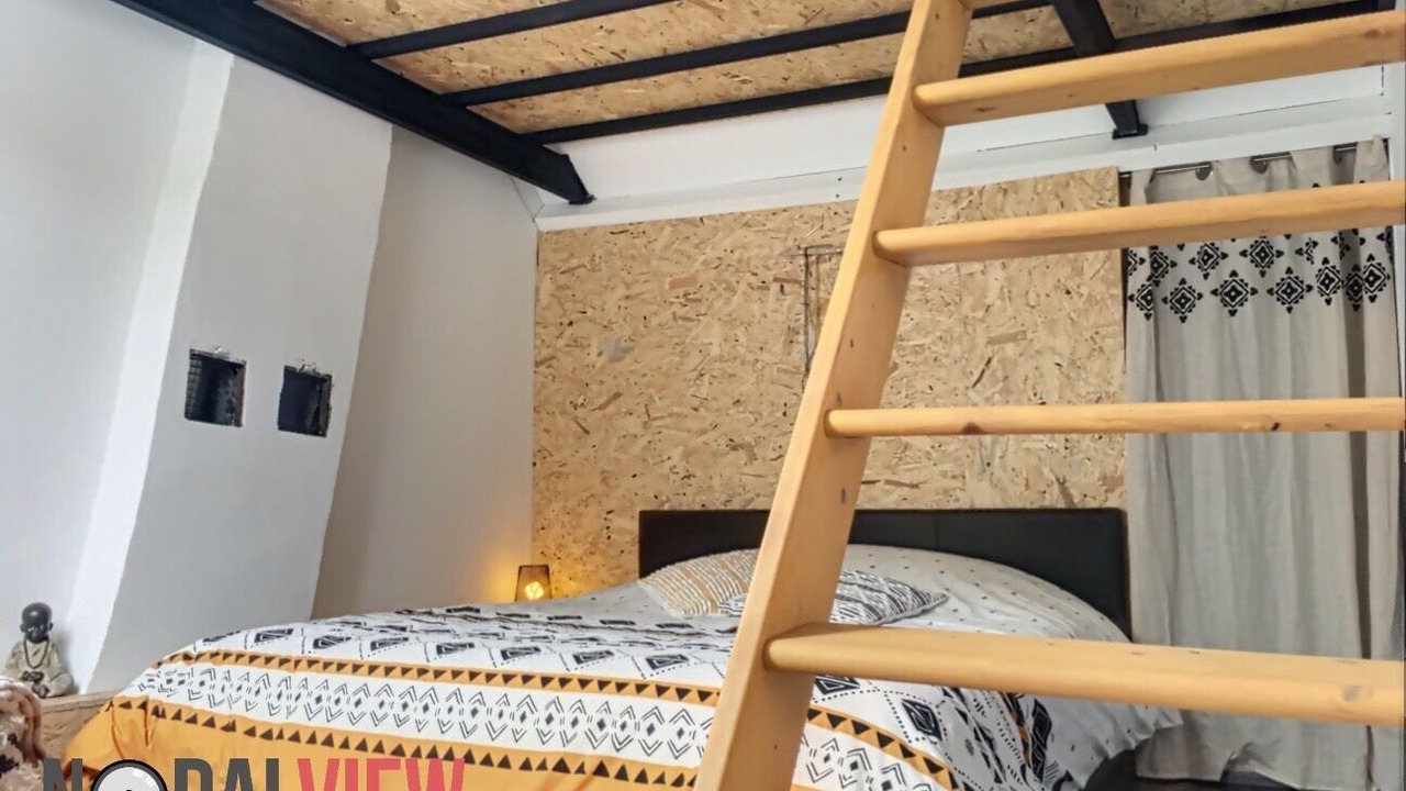 Photo of Bedroom in Coucy-le-Chateau-Auffrique