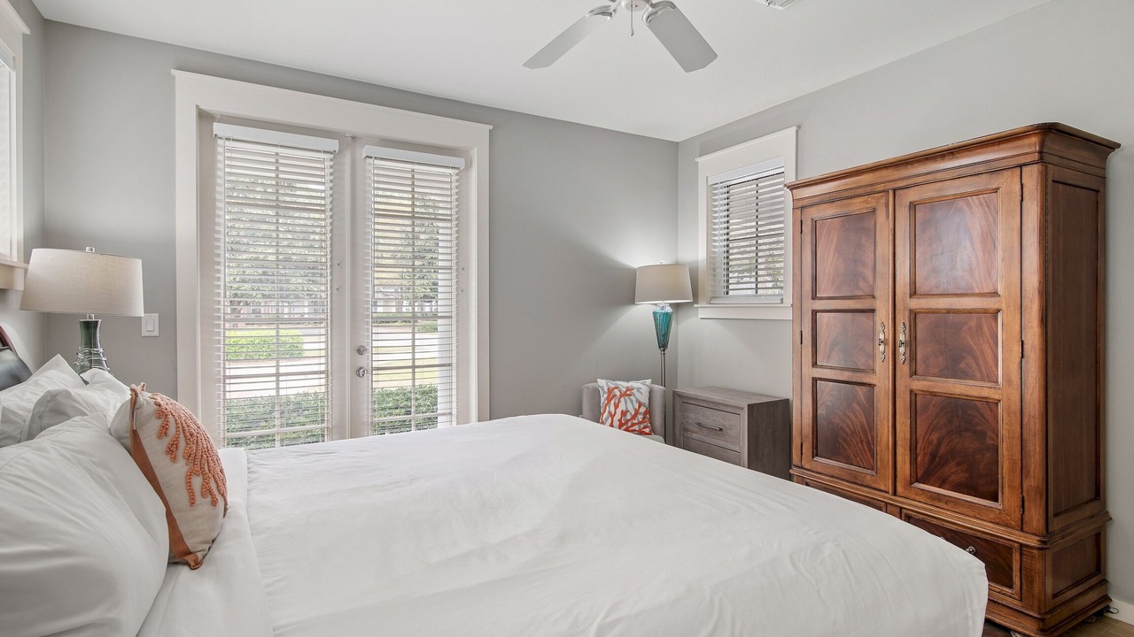 Photo of Others in Laurel Grove