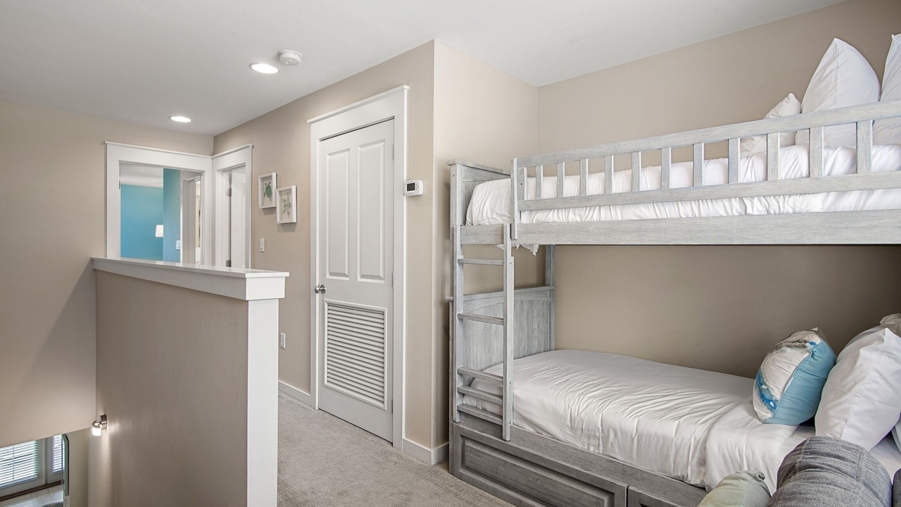 Photo of Others in Laurel Grove