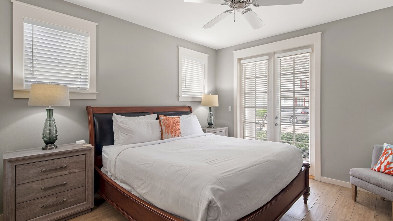 Photo of Others in Laurel Grove