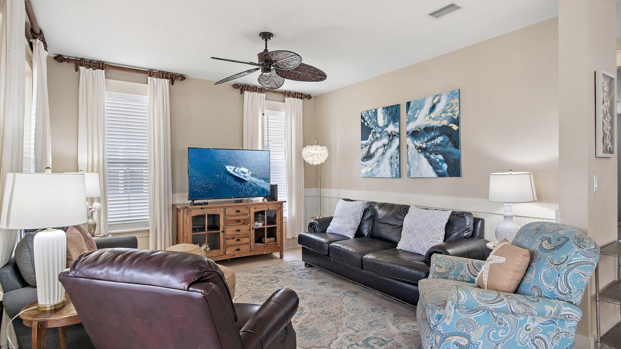 Photo of Livingroom in Laurel Grove