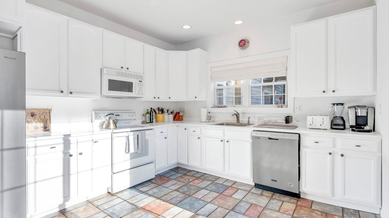 Photo of Kitchen in North Sea