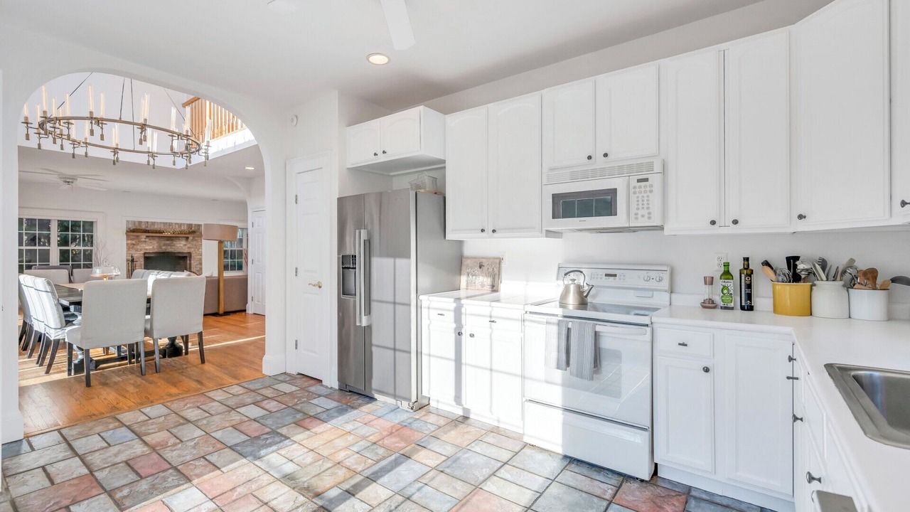 Photo of Kitchen in North Sea