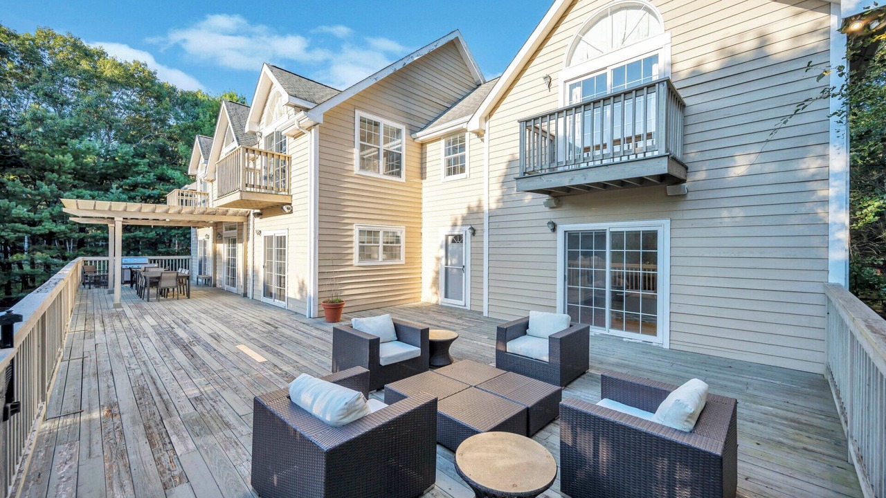 Photo of Patio Balcony in North Sea