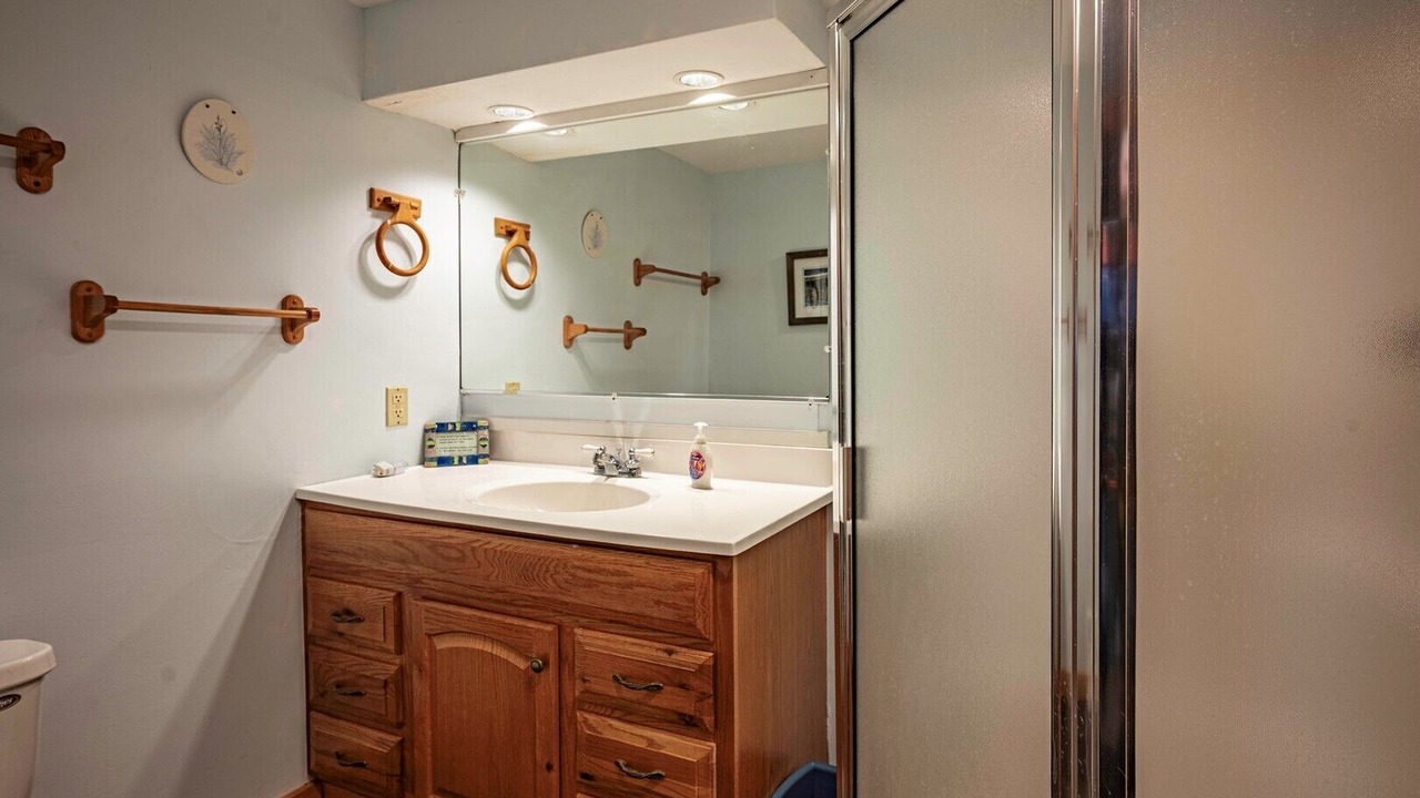 Photo of Bathroom in Inlet