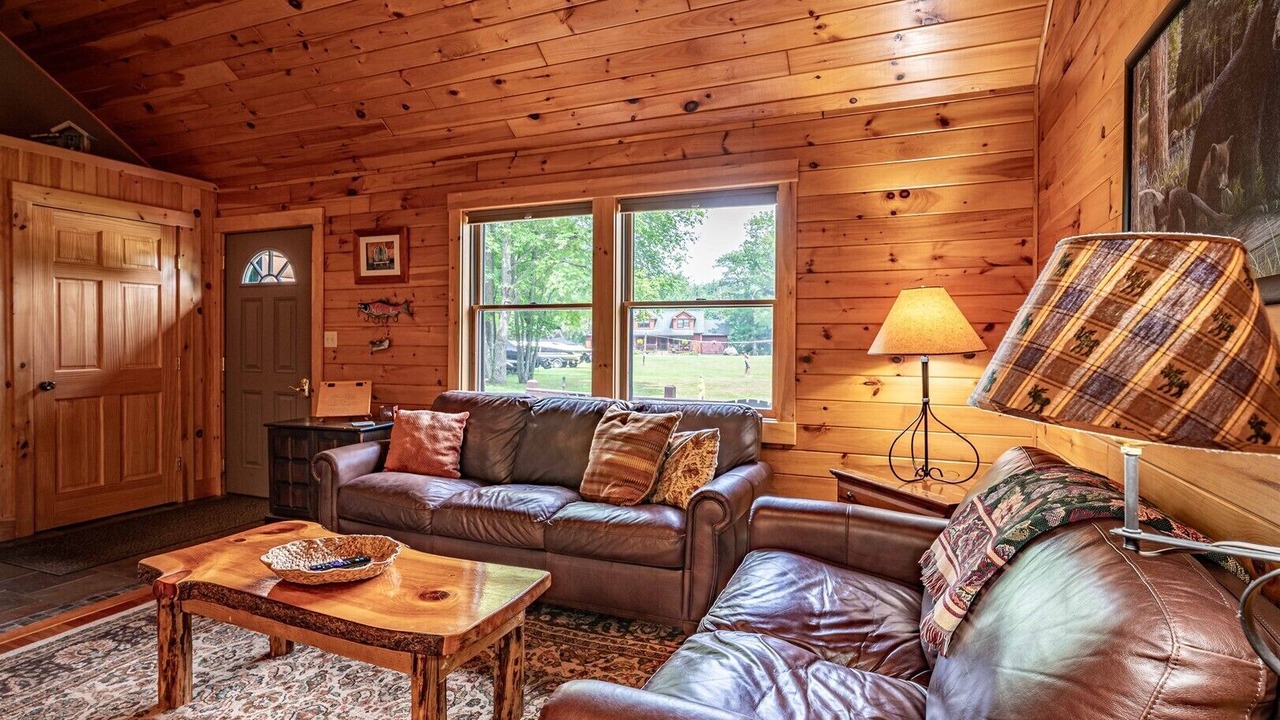 Photo of Bedroom in Town of Webb