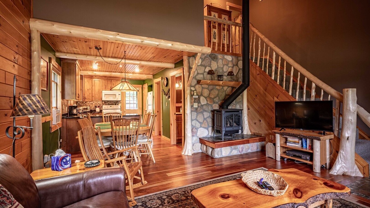 Photo of Livingroom in Town of Webb
