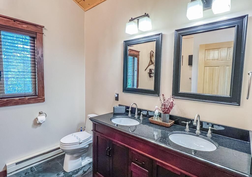 Photo of Bathroom in Inlet