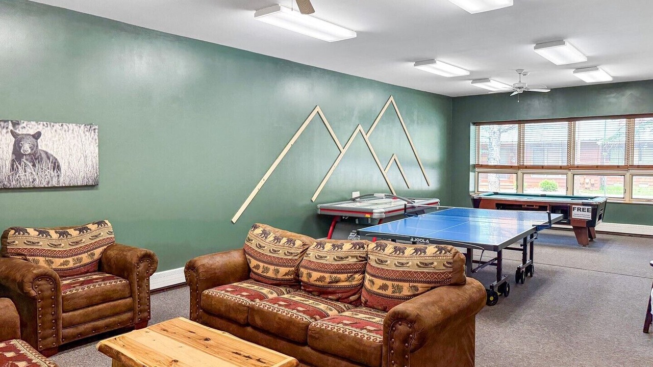 Photo of Bedroom in Inlet