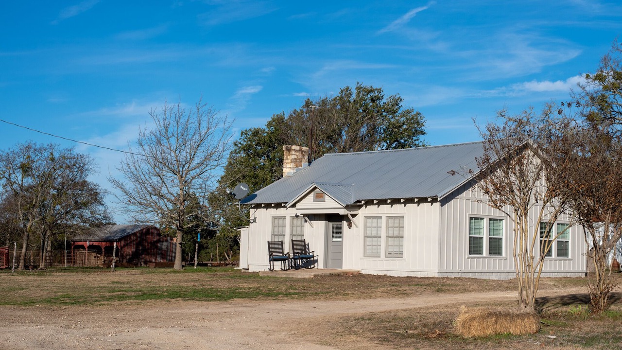 Photo of Outdoor in Bertram