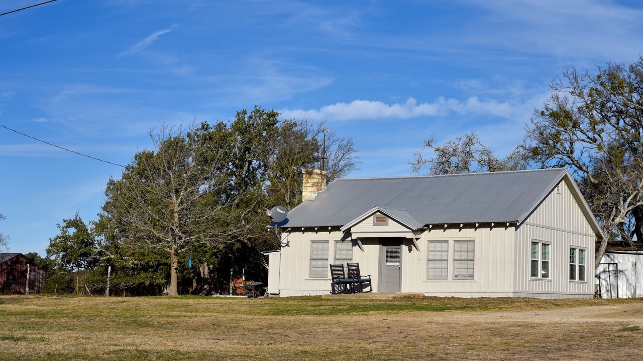 Photo of Outdoor in Bertram