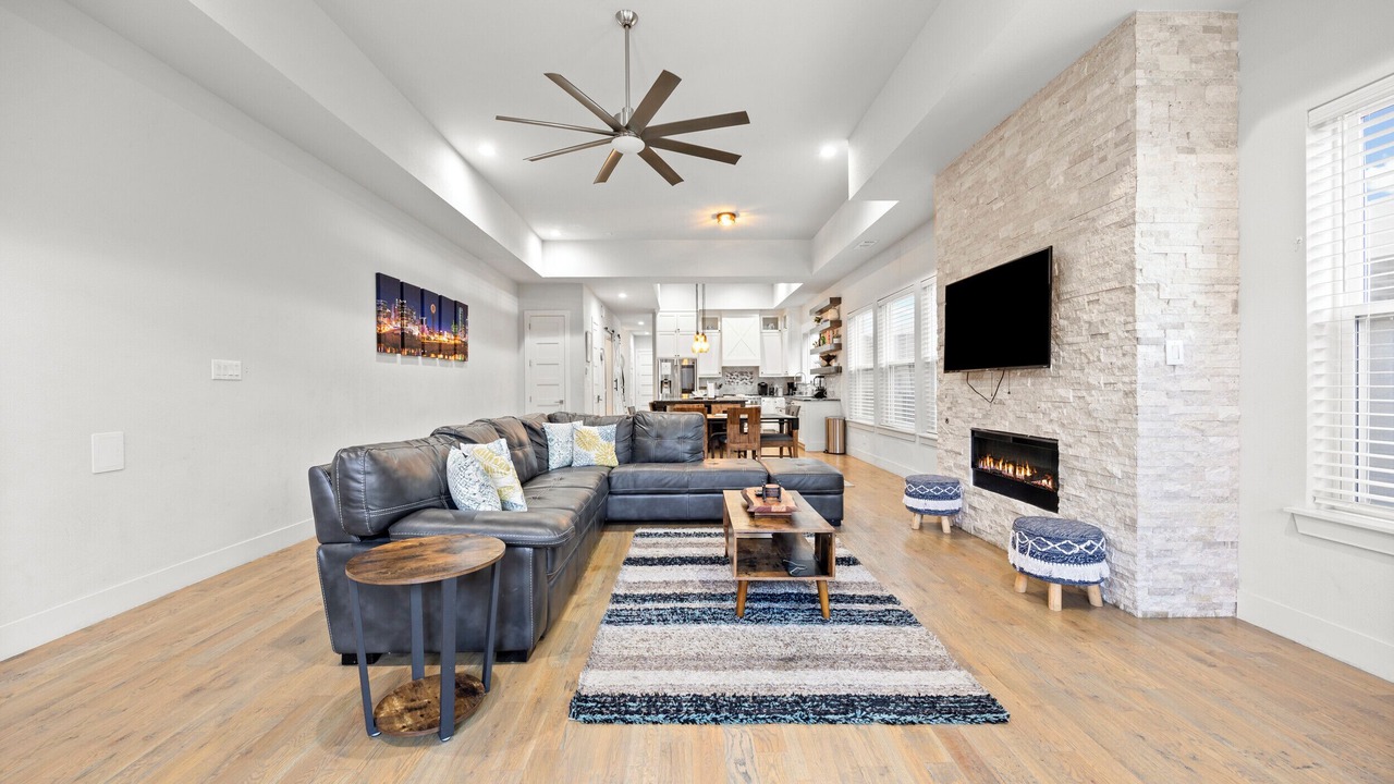 Photo of Livingroom in Old East Dallas