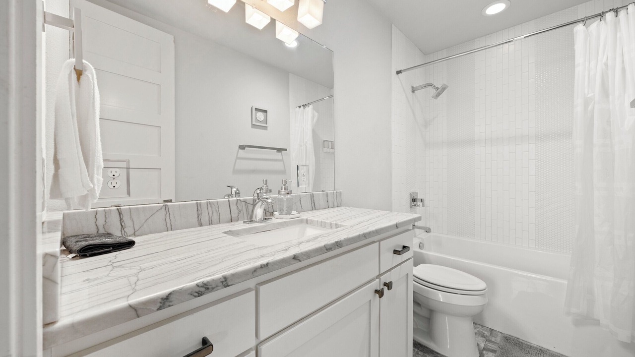 Photo of Bathroom in Old East Dallas