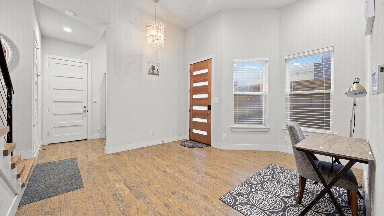 Photo of Others in Old East Dallas