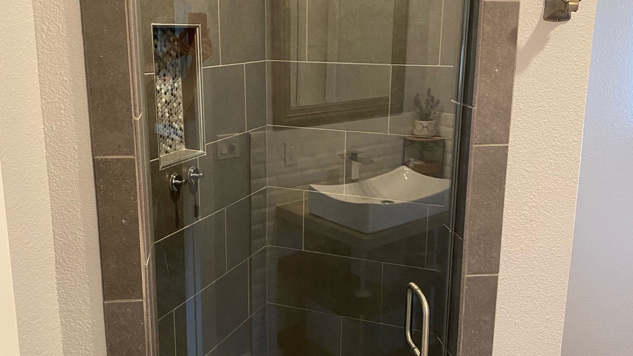 Photo of Bathroom in Greene