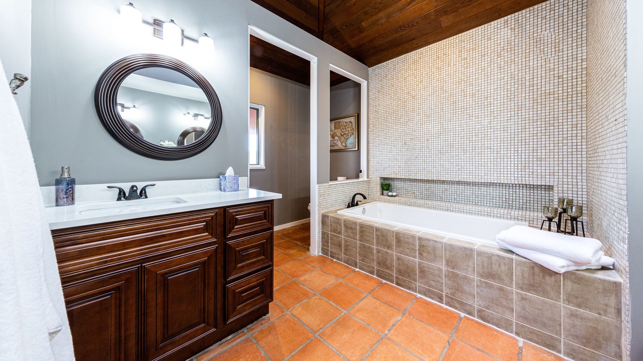Photo of Bathroom in Cedar Creek