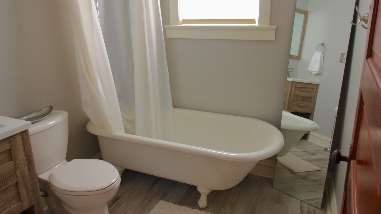 Photo of Bathroom in Excelsior Springs