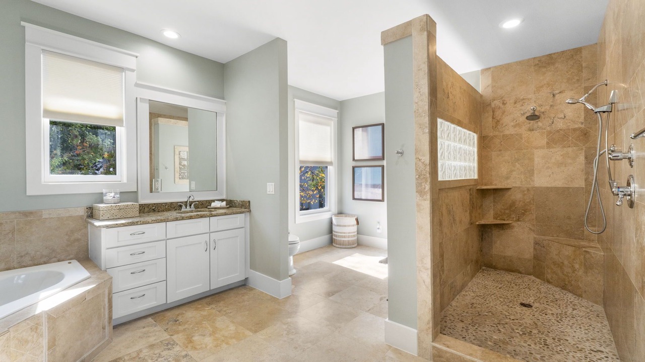 Photo of Bathroom in Gulf Pines