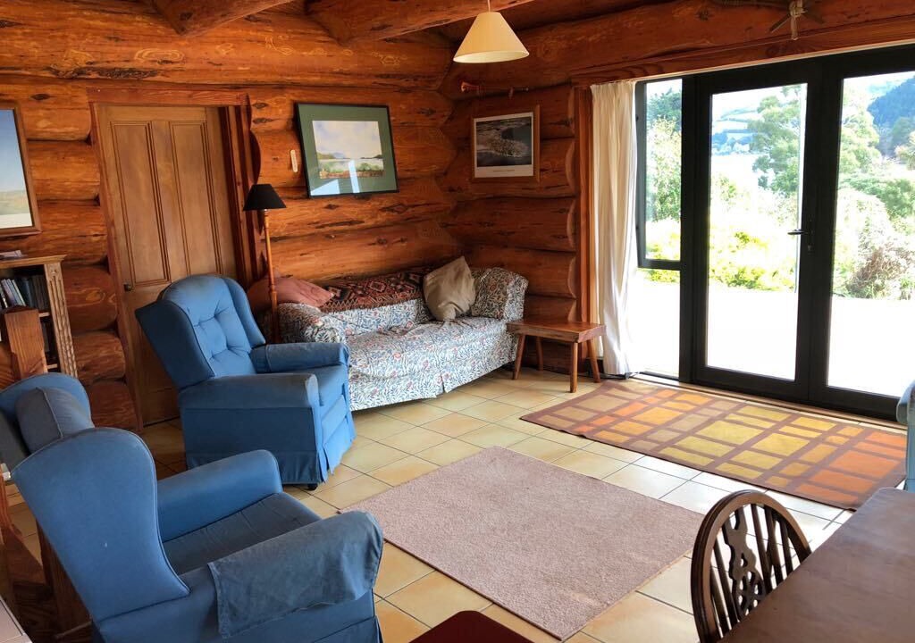 Photo of Livingroom in Port Levy