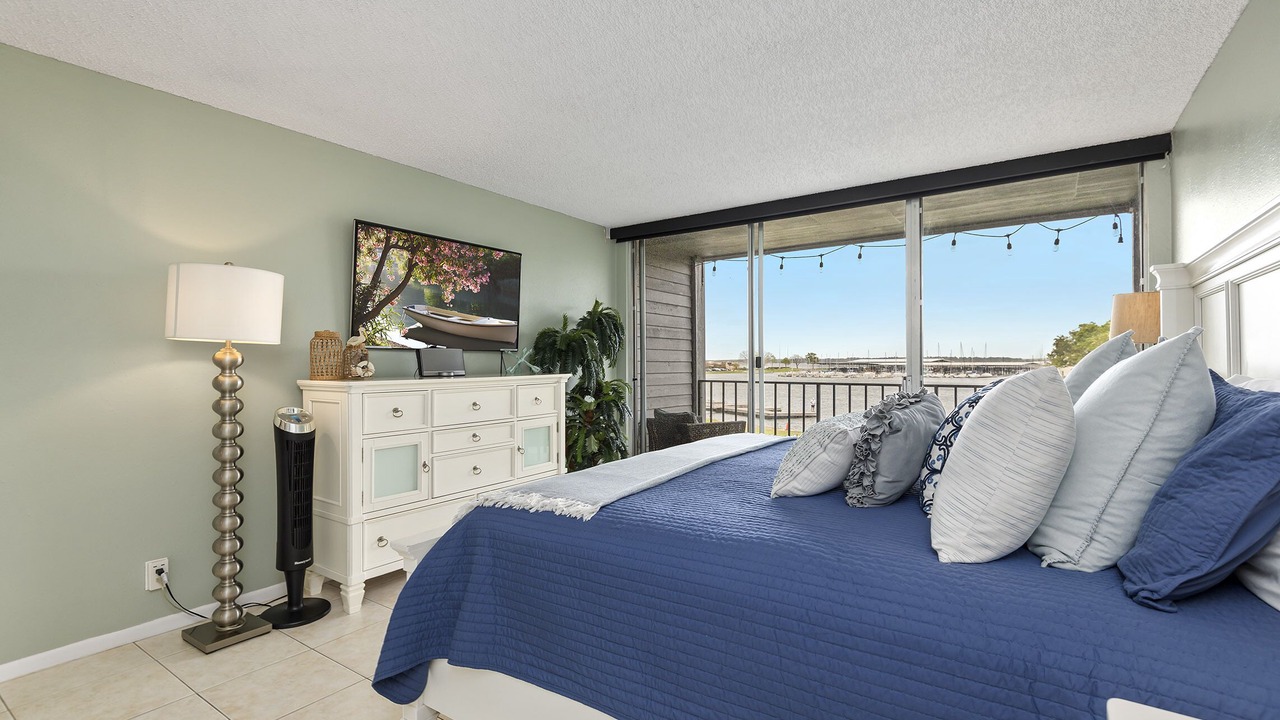 Photo of Patio Balcony in Walden on Lake Conroe