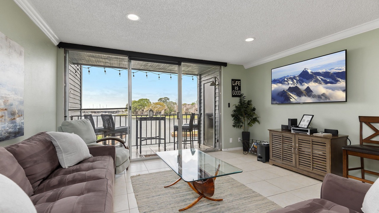 Photo of Patio Balcony in Walden on Lake Conroe
