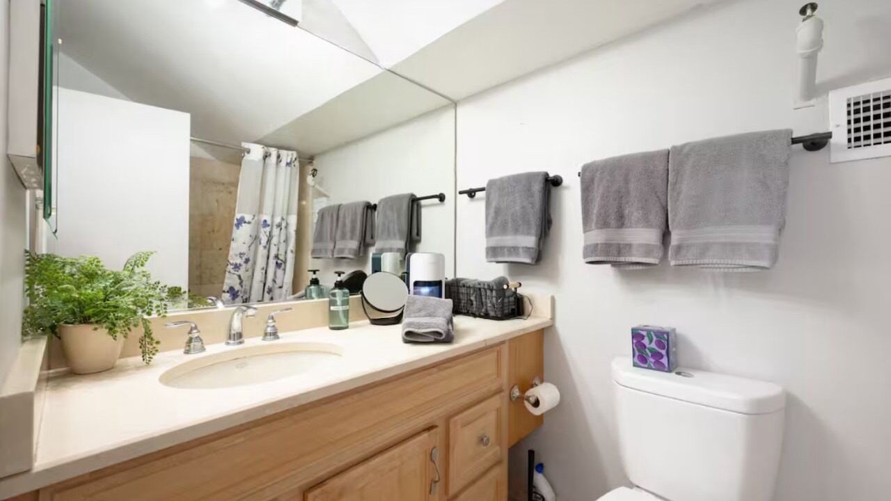 Photo of Bathroom in The Loop