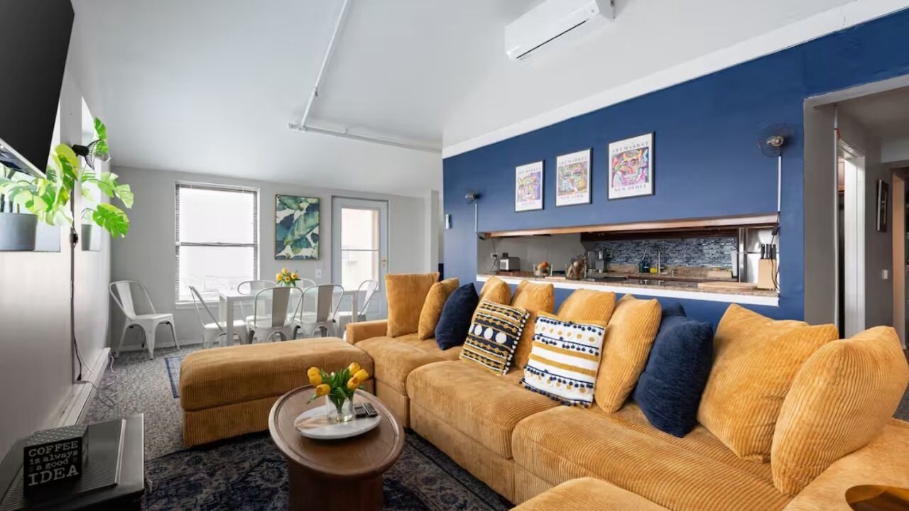 Photo of Livingroom in The Loop