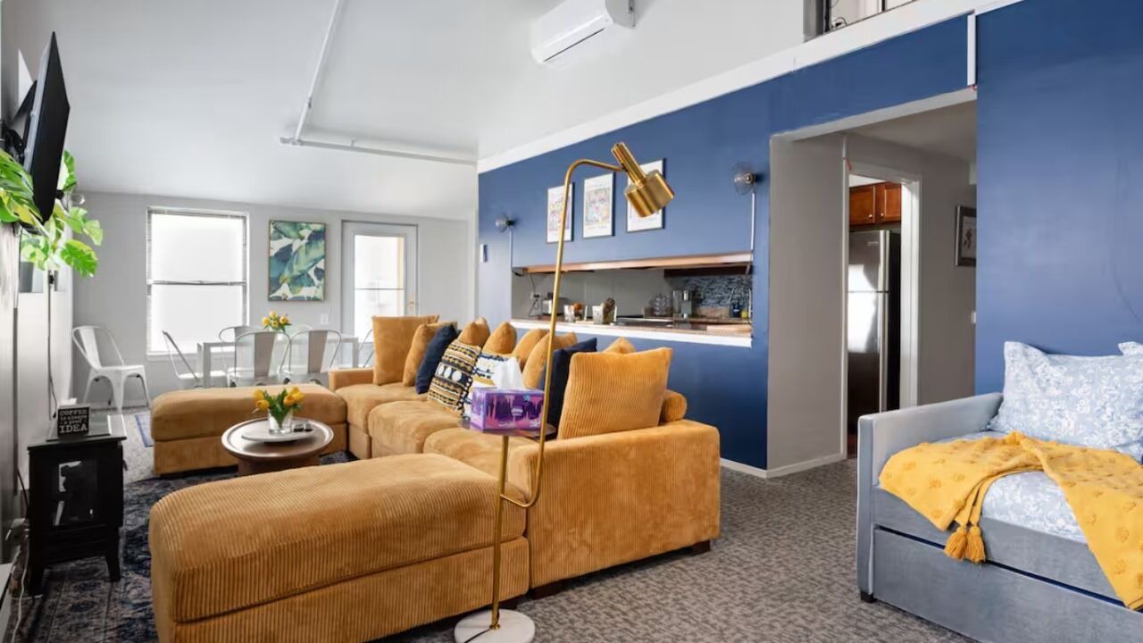 Photo of Livingroom in The Loop