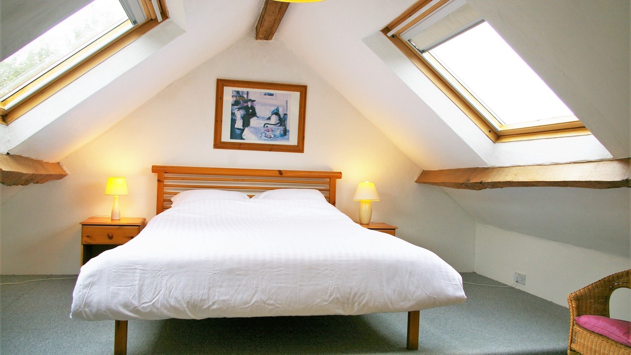 Photo of Bedroom in Saint-Symphorien-de-Marmagne
