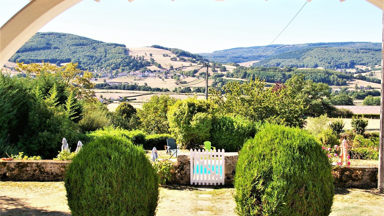 Photo of Outdoor in Saint-Symphorien-de-Marmagne