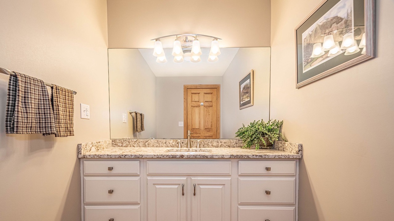 Photo of Bathroom in Blakeslee