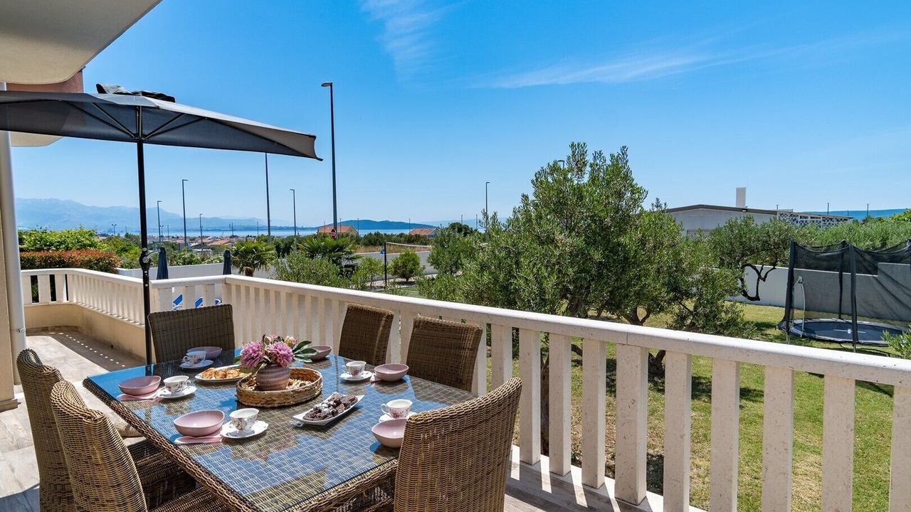 Photo of Outdoor in Rudine