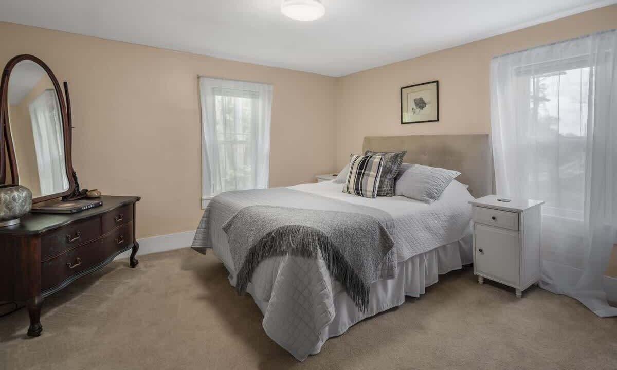 Photo of Bedroom in Ithaca