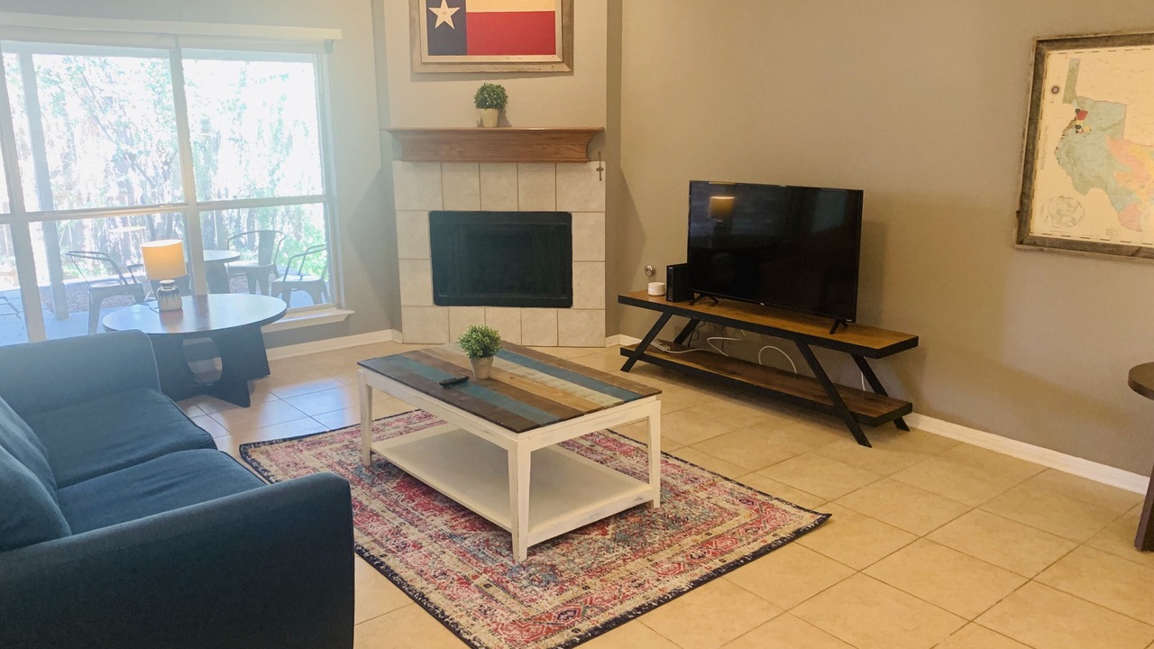 Photo of Livingroom in South Creek