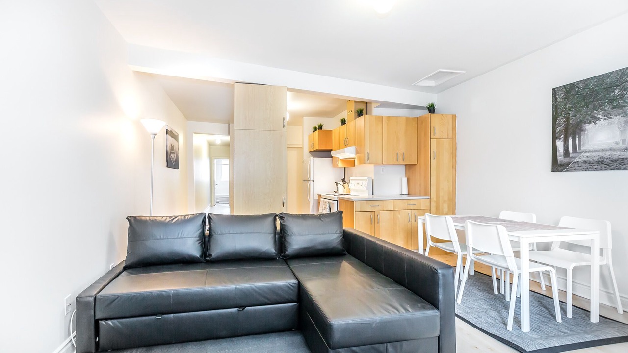 Photo of Livingroom in King West Village