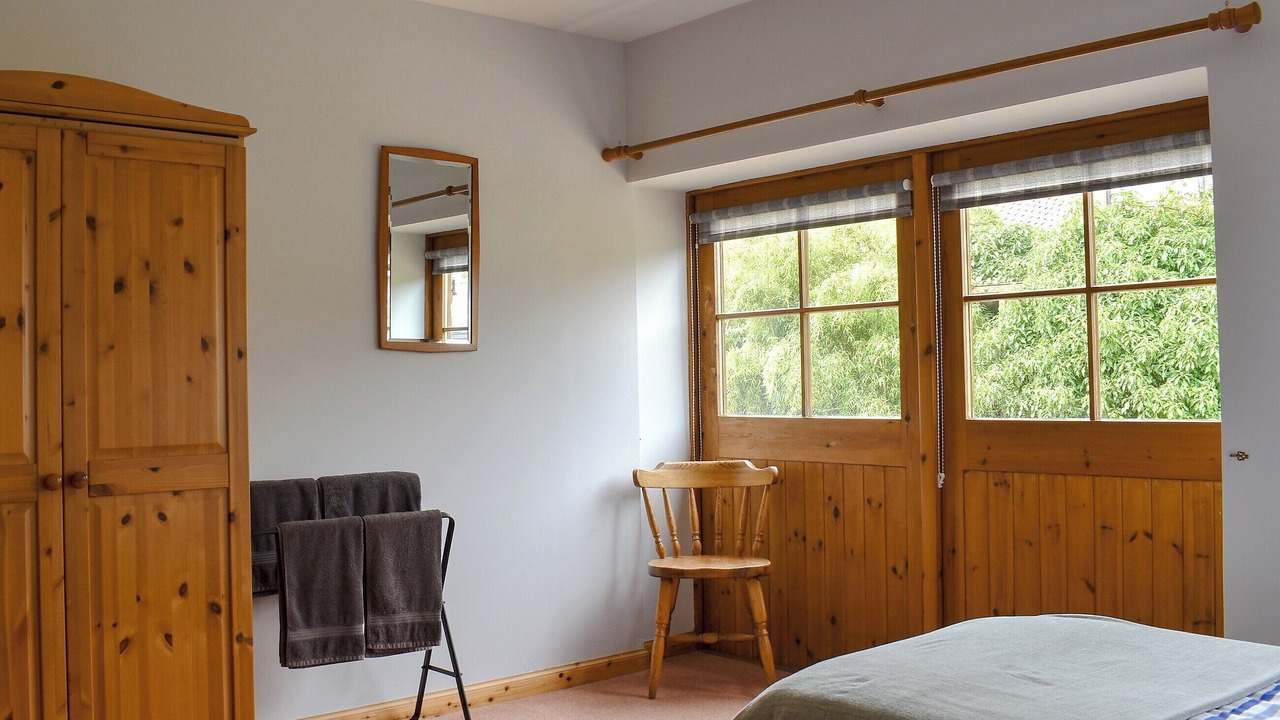 Photo of Others in Linlithgow