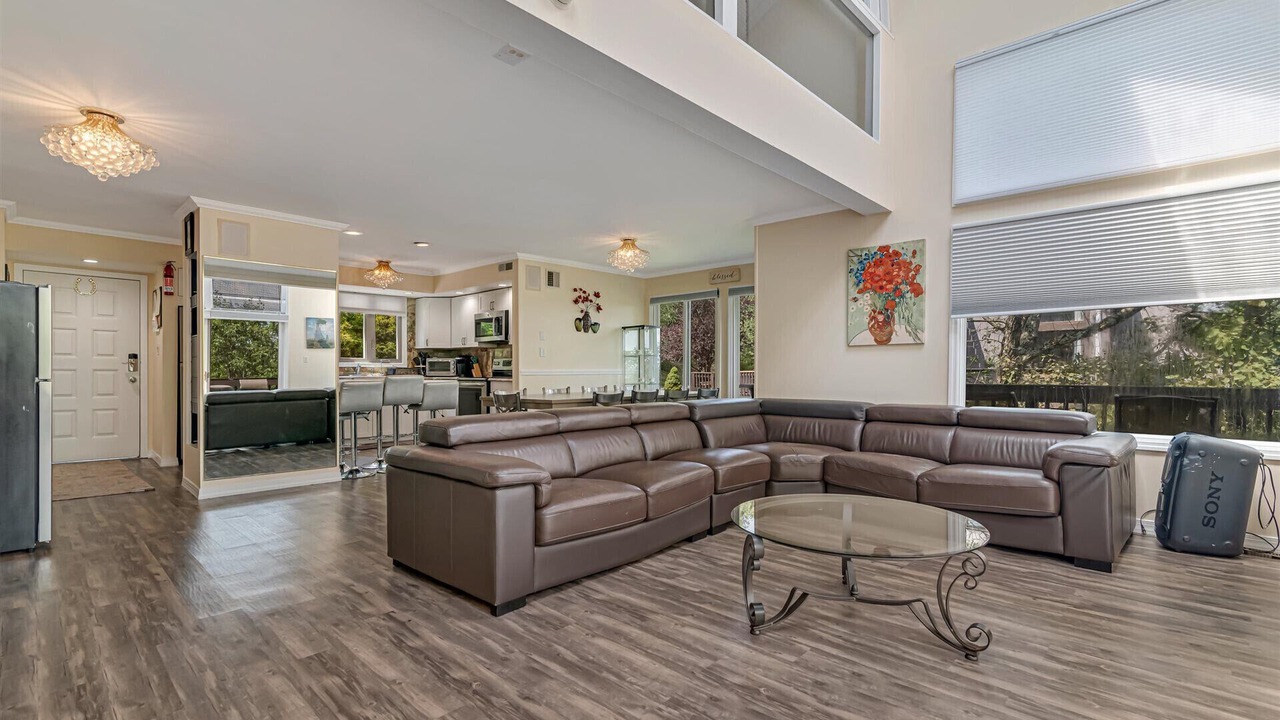 Photo of Livingroom in Tannersville