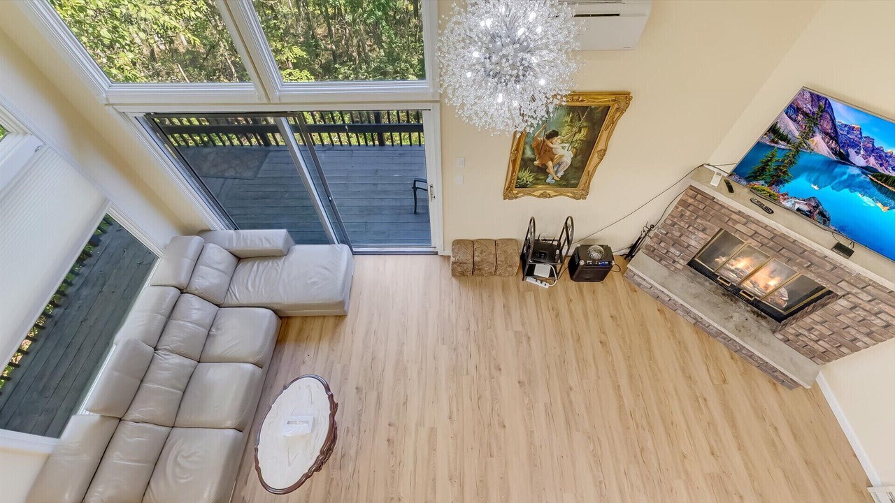 Photo of Livingroom in Tannersville