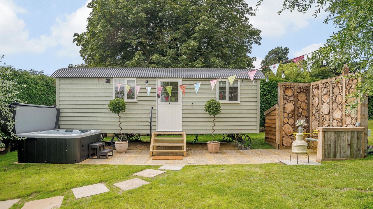 Photo of Others in Wistow