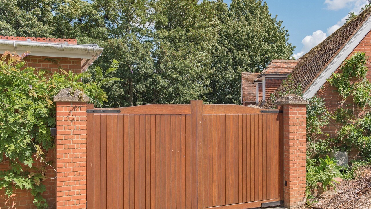 Photo of Others in Hernhill