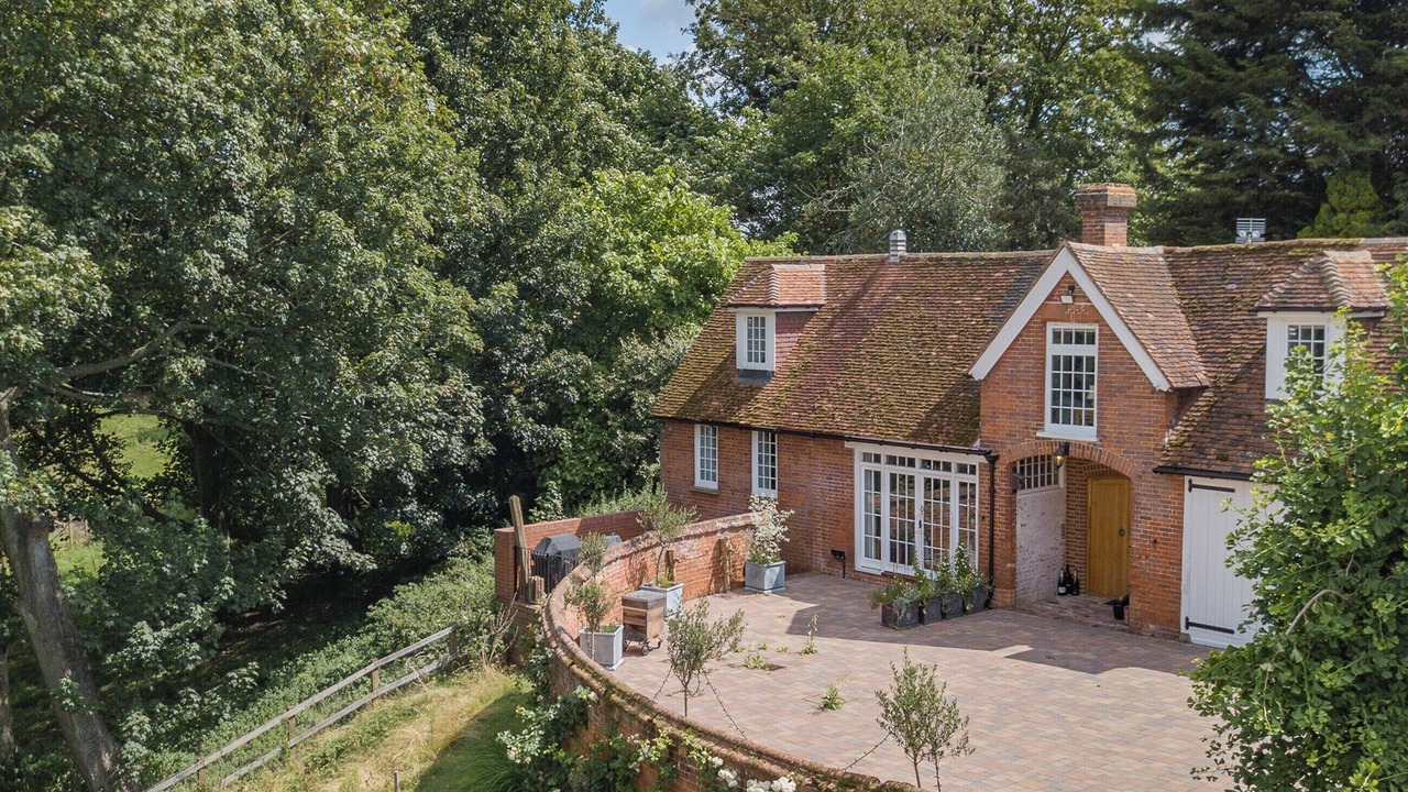 Photo of Others in Hernhill